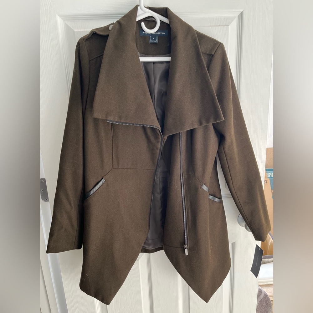 Coat French Connection, Women’s Size Medium NWT